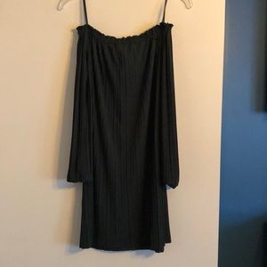 Green off shoulder dress